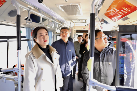 坚持党建引领 奋力争先创优丨市领导调研交通产业Ebpay党建、人才工作